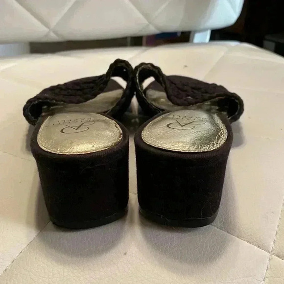 Adrianna Papell black leather weaved sandals - Picture 7 of 12